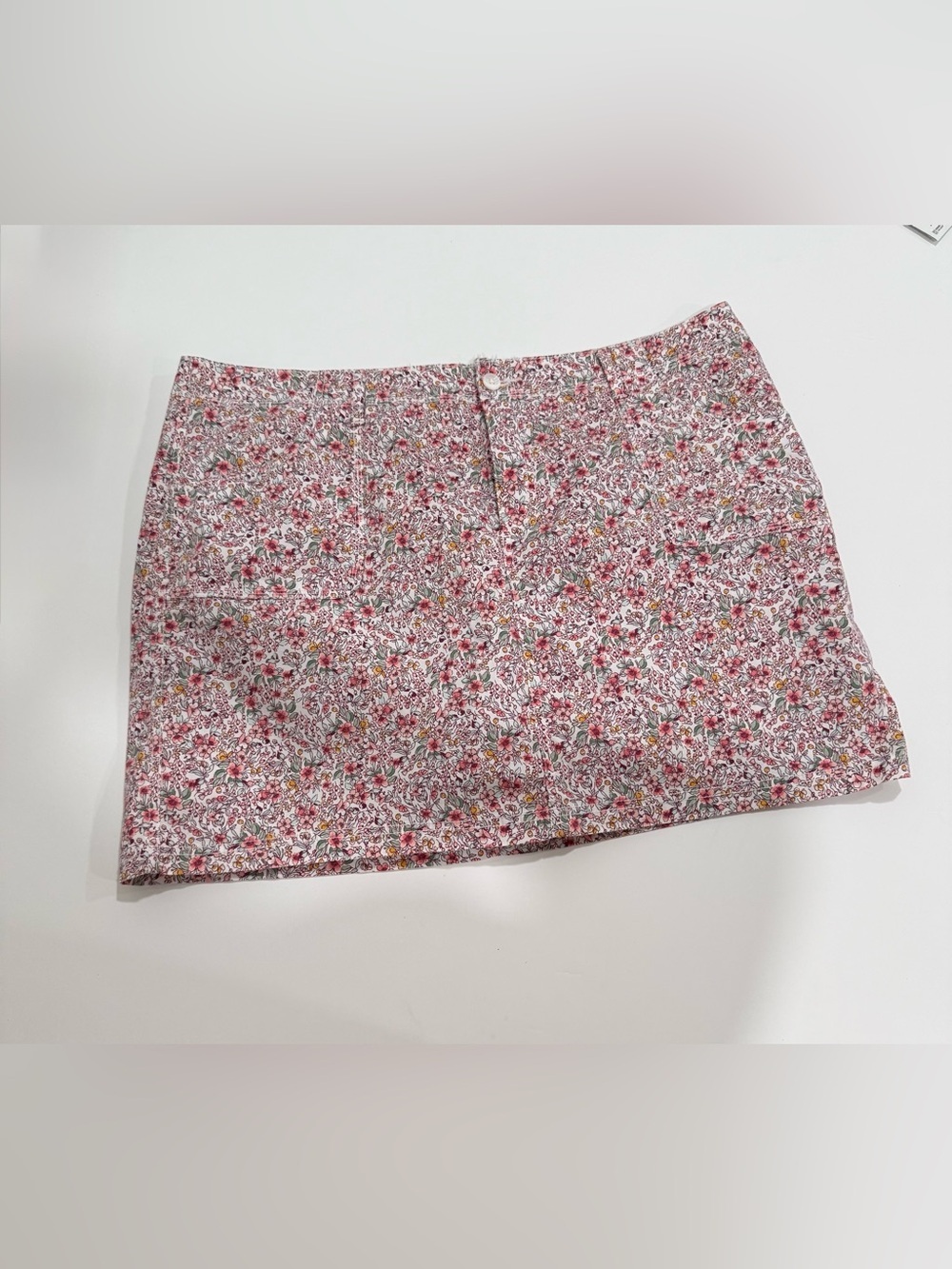 St John's Bay Pink Ditsy Floral Utility Skort Size 20 Activewear Grandmillennial